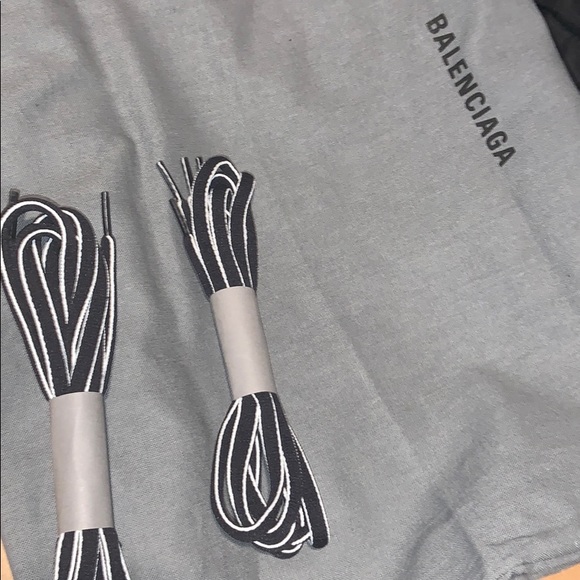 Balenciaga’s - Picture 3 of 5